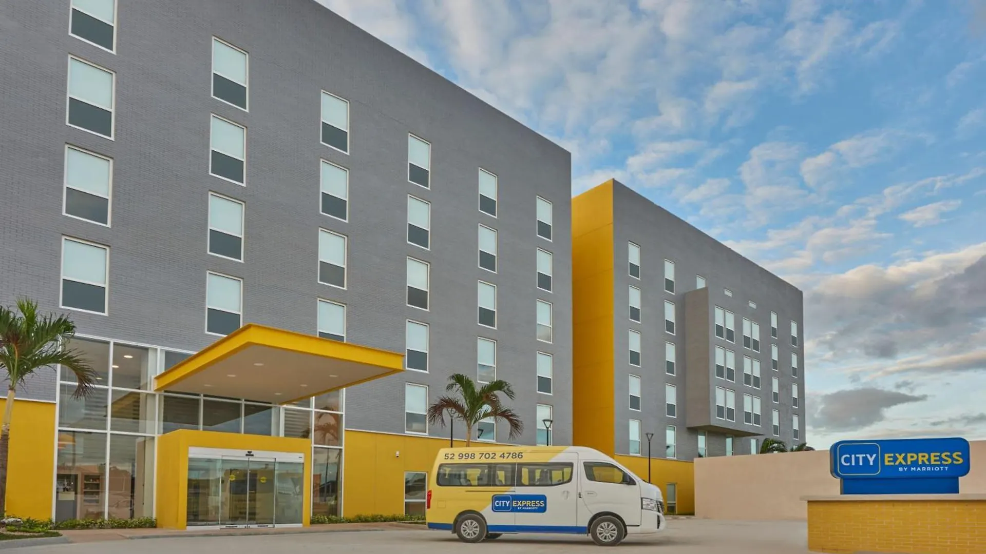 호텔 City Express By Marriott Cancun Aeropuerto Alfredo V. Bonfil