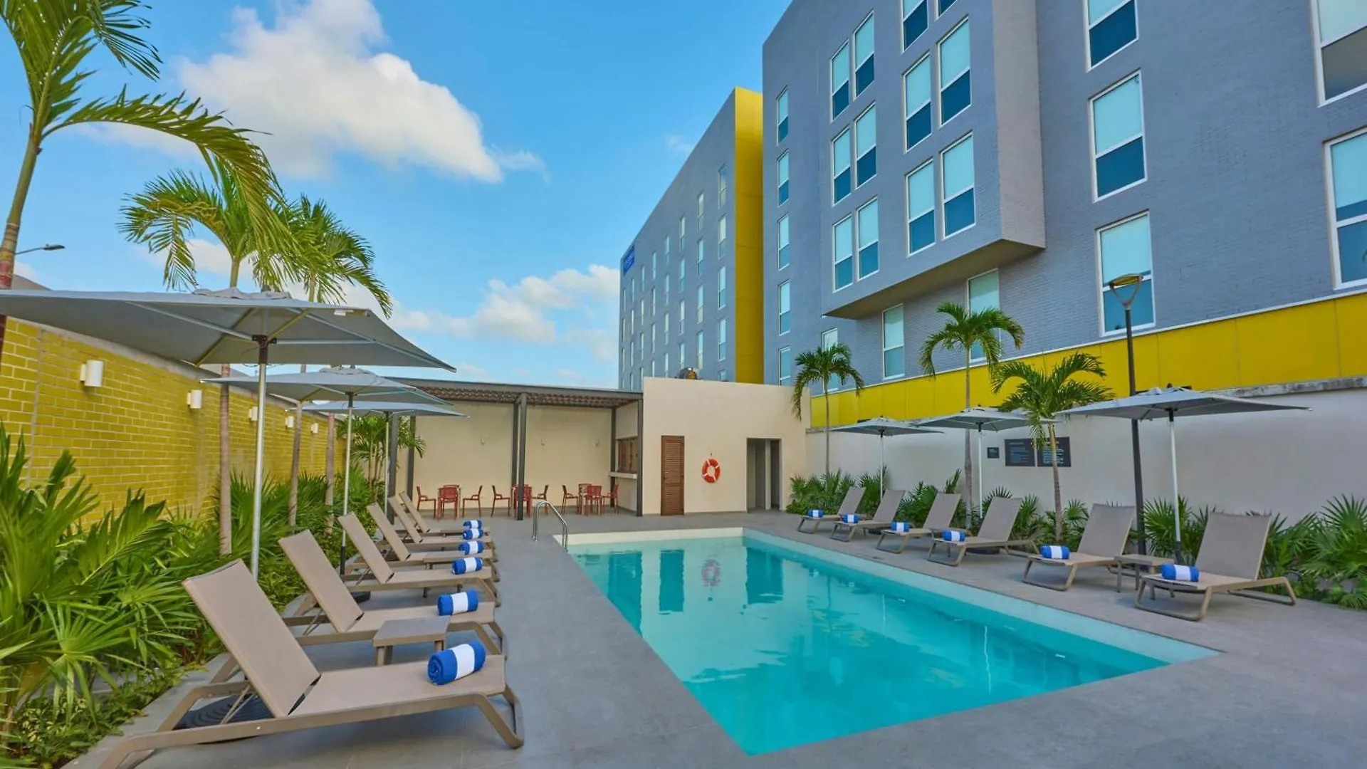 City Express By Marriott Cancun Aeropuerto Alfredo V. Bonfil